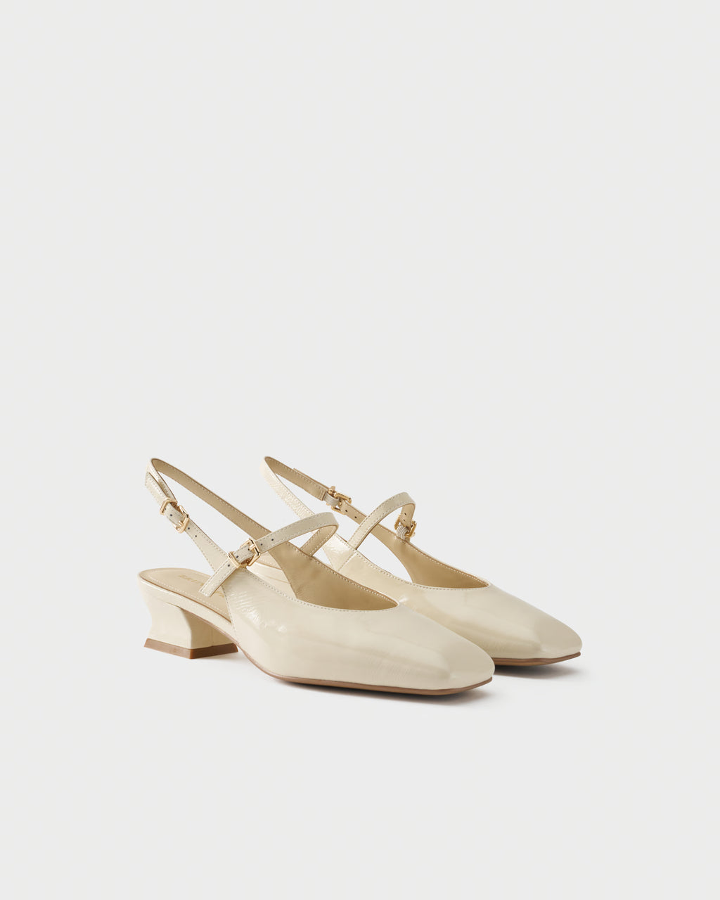 Square-toe slingback pump in patent leather