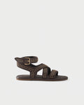 Flat sandal in leather with studs