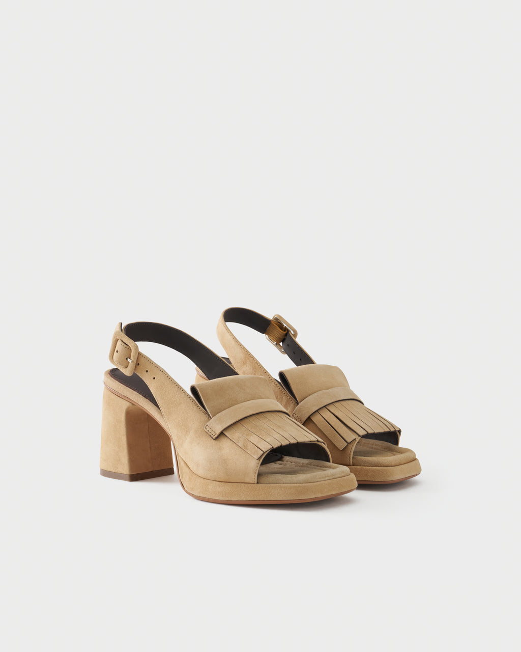 Sandalo slingback in pelle scamosciata con frange