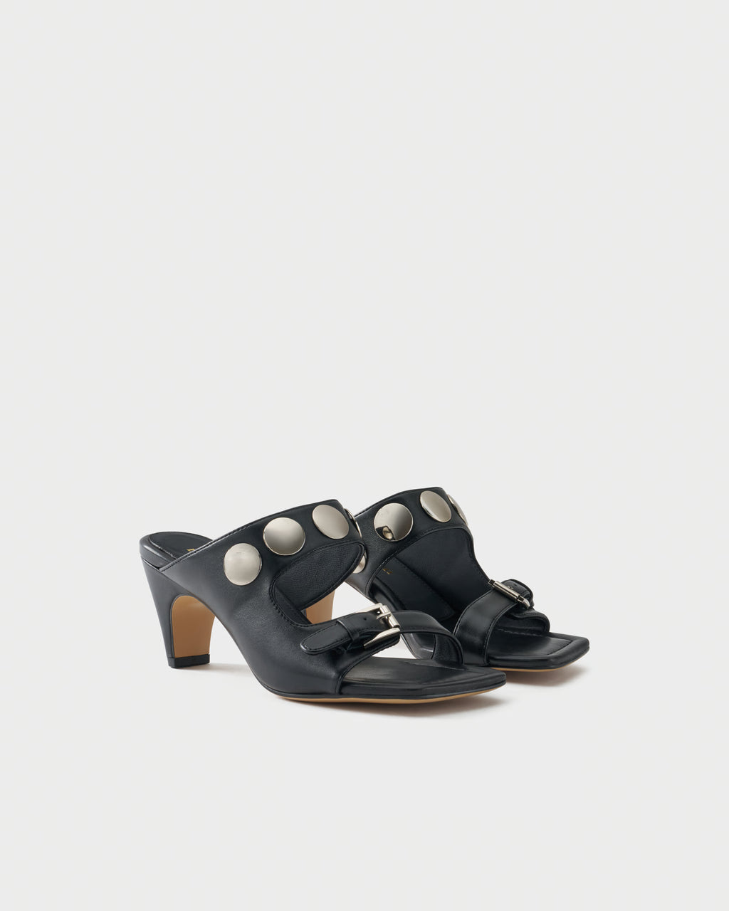 Mule in nappa leather with studs