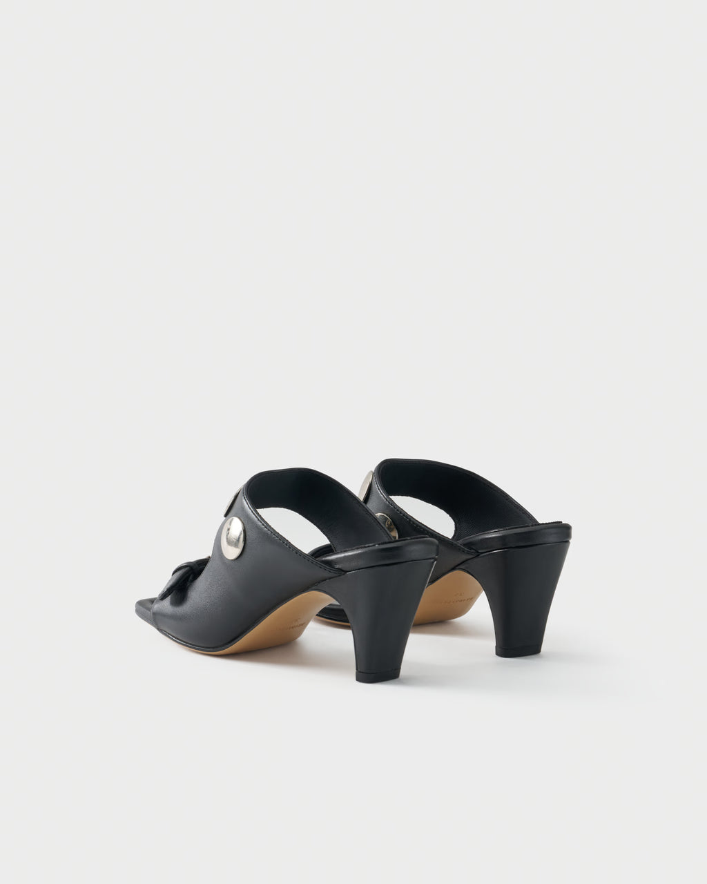 Mule in nappa leather with studs