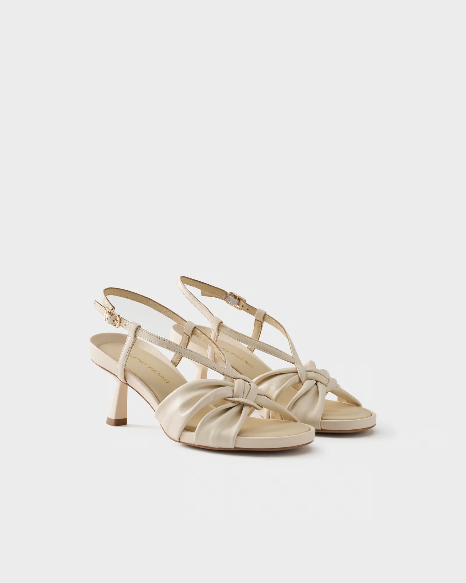 Sandalo slingback in nappa con fascia annodata