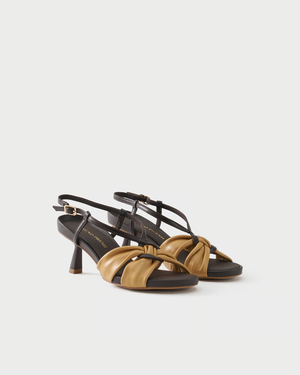 Sandalo slingback in nappa bicolore con fascia annodata
