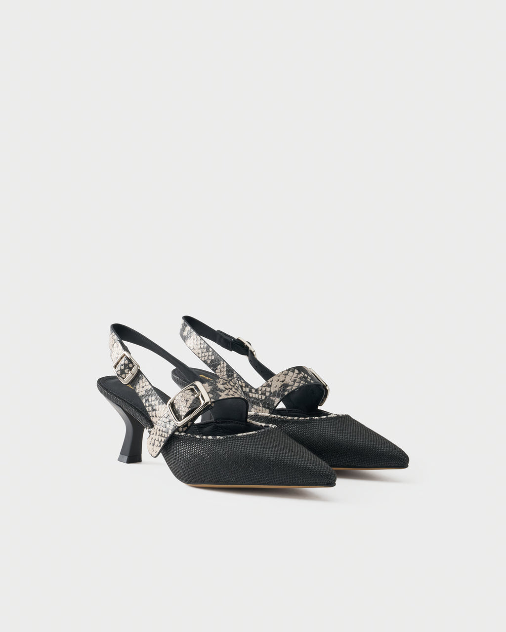 Slingback pump in fabric and python-embossed leather