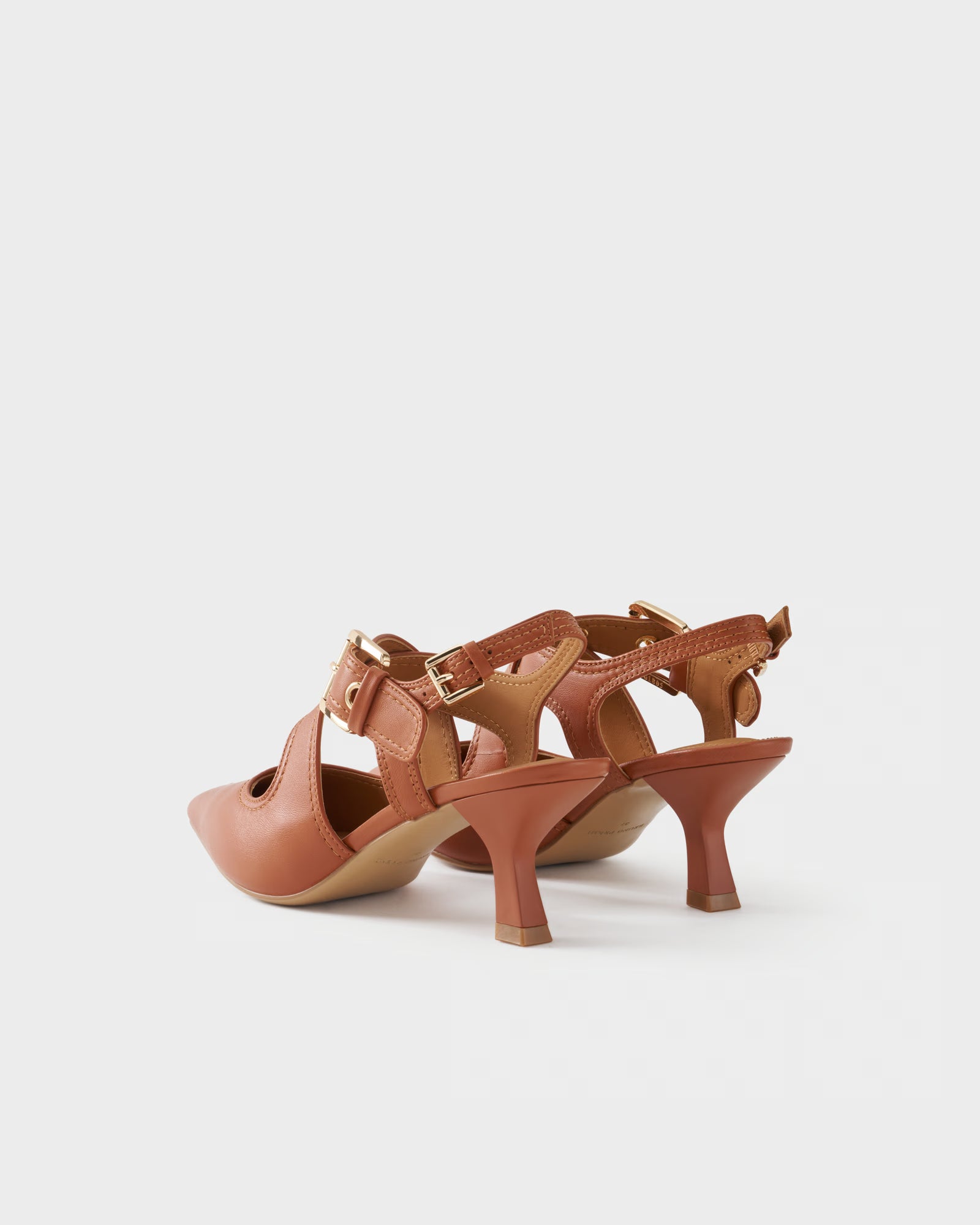 Slingback pump in nappa leather with straps