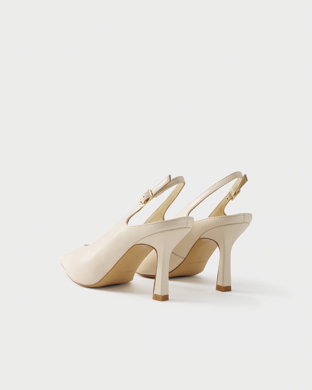 Slingback pump in nappa leather