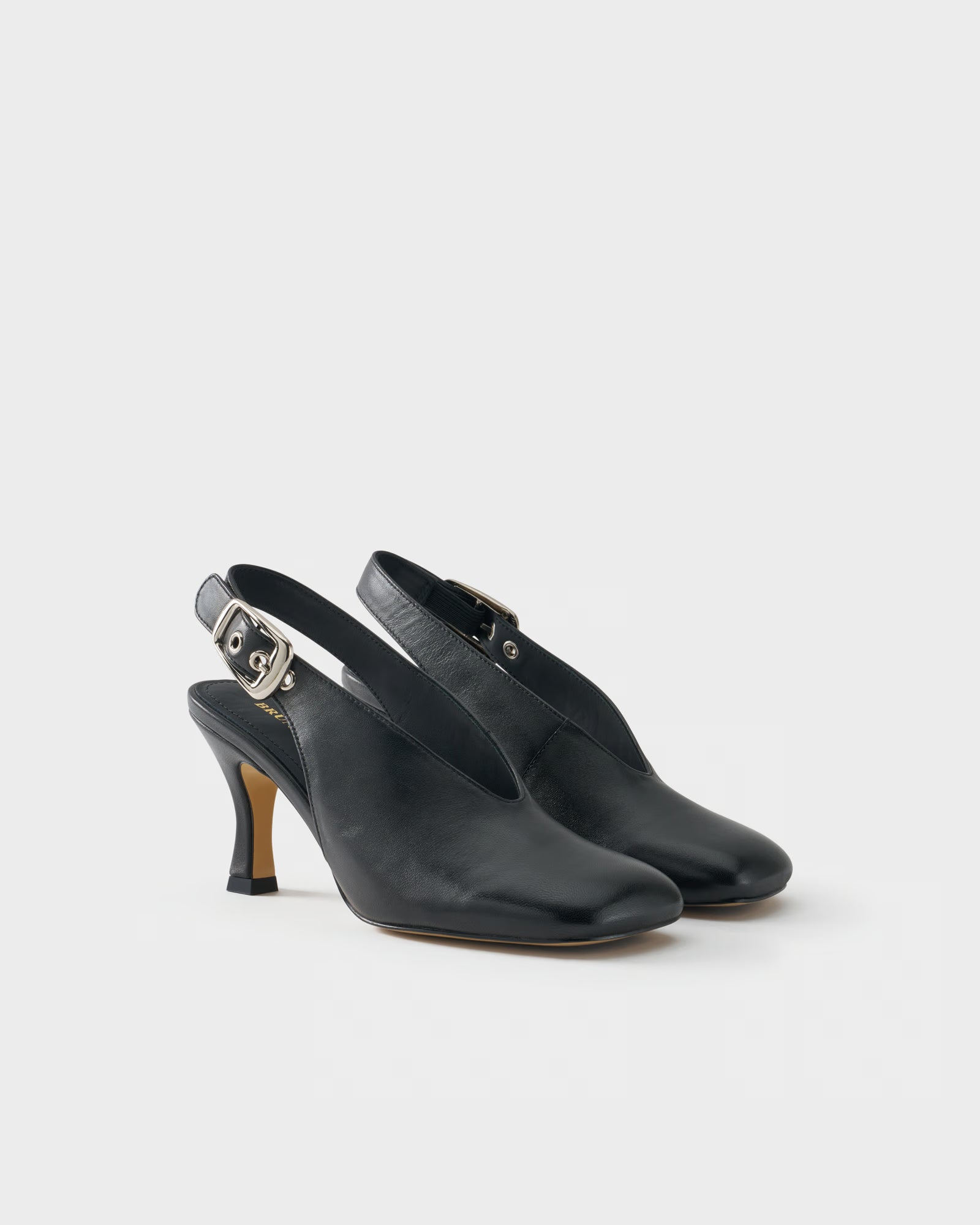 Slingback pump in nappa leather