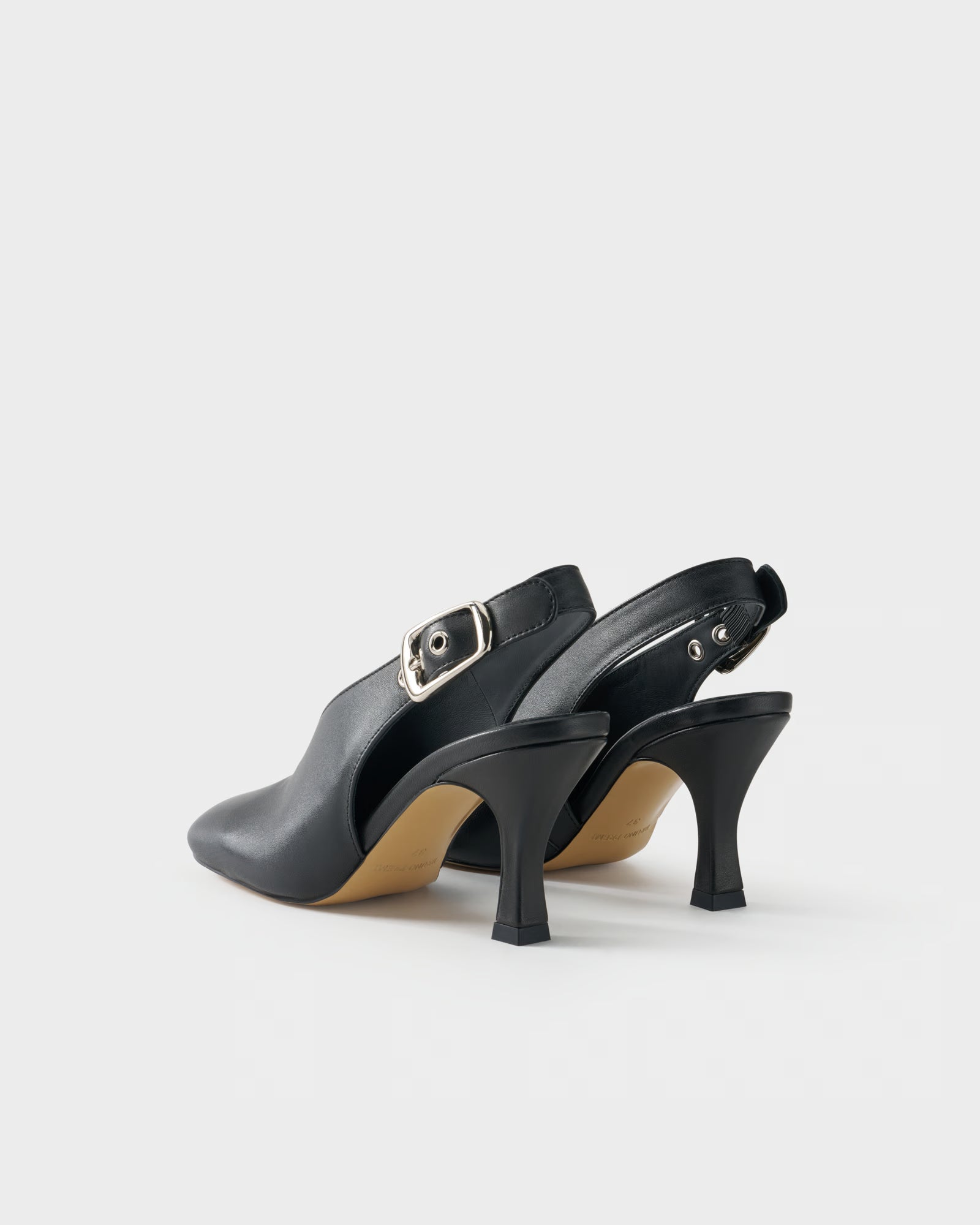 Décolleté slingback in nappa