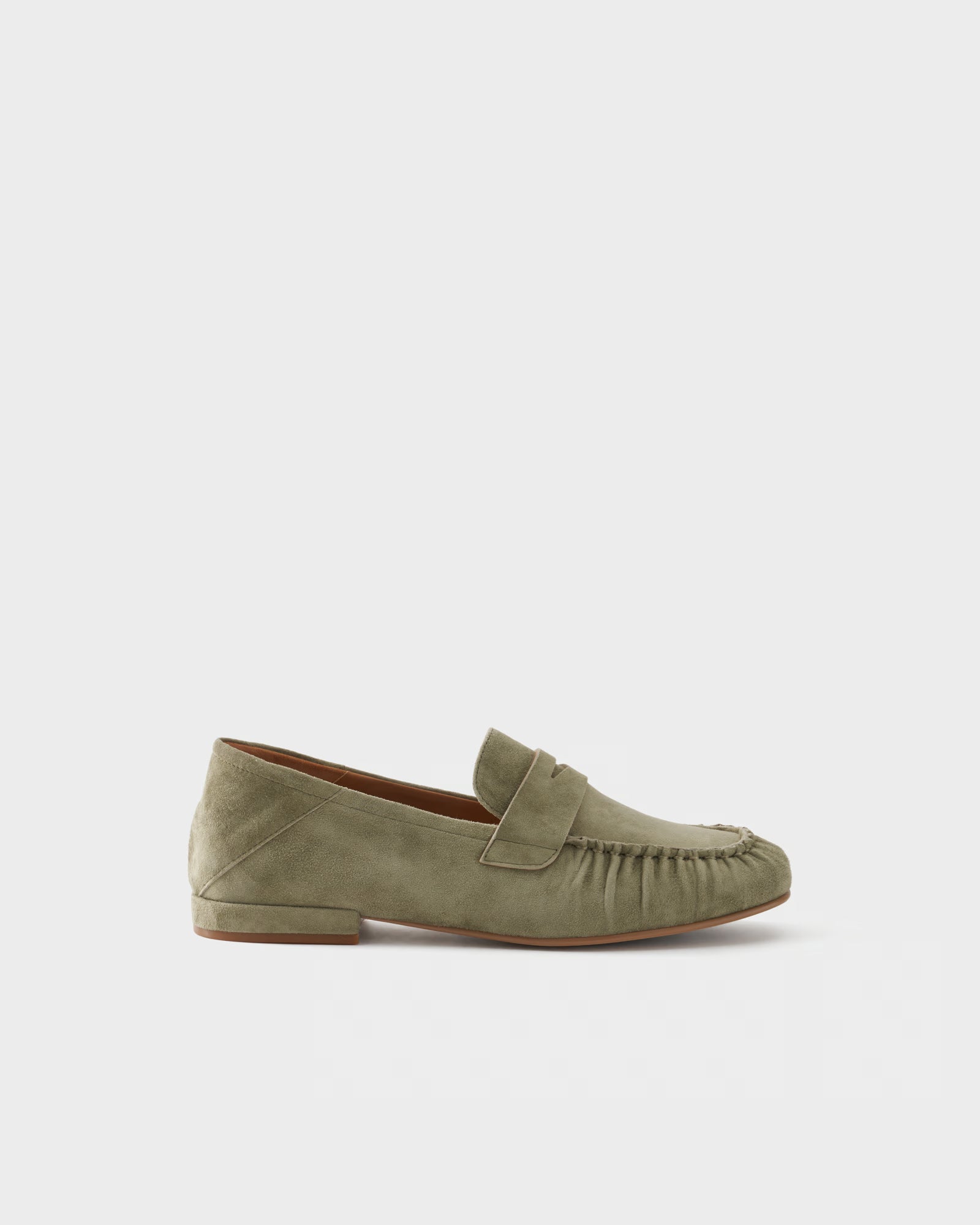 Loafer in suede