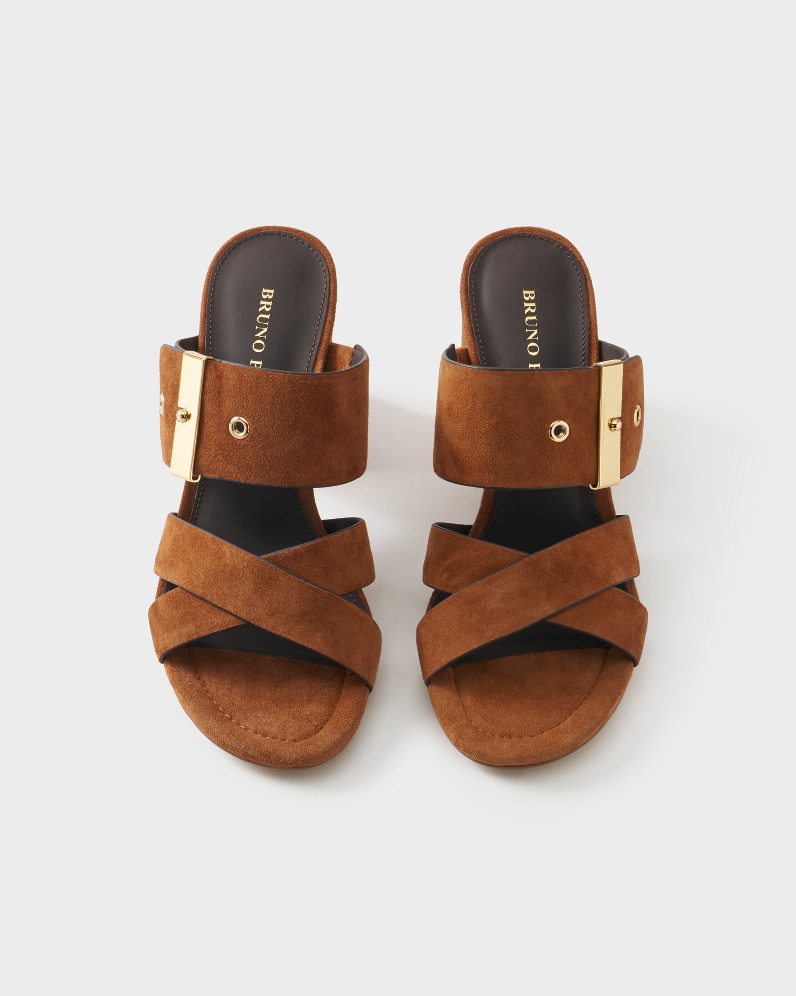 Heeled mule in suede