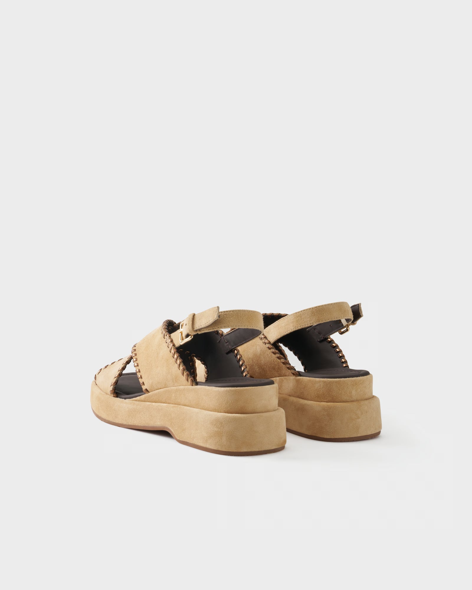 Platform sandal in suede