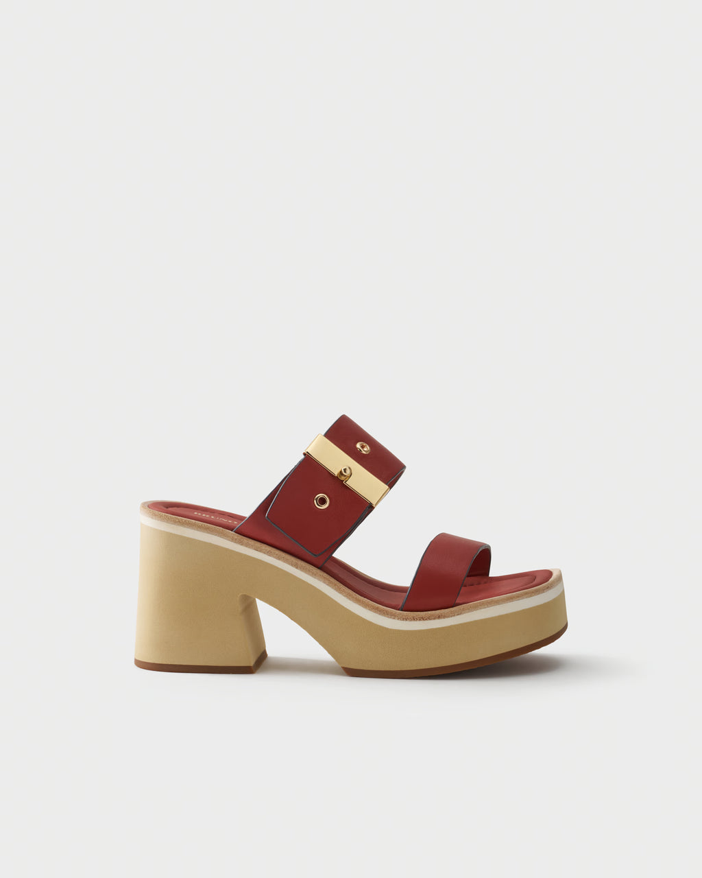 Mule in leather with maxi buckle
