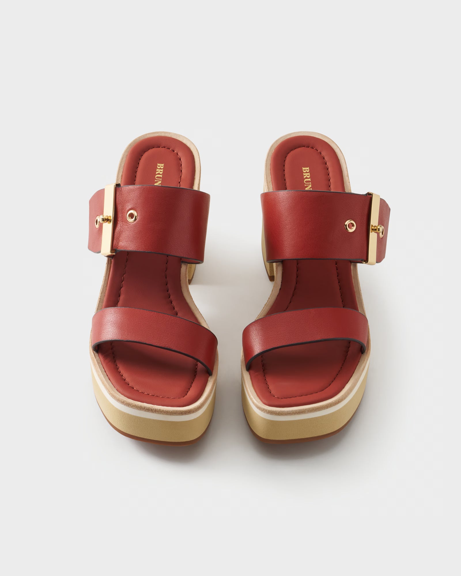 Mule in leather with maxi buckle
