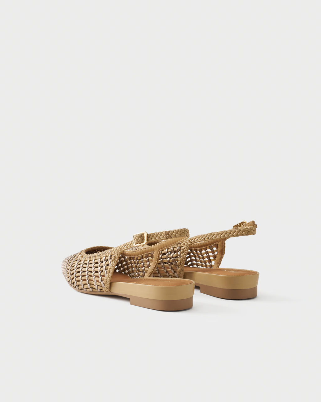 Pointed-toe slingback ballerina with laminated woven upper