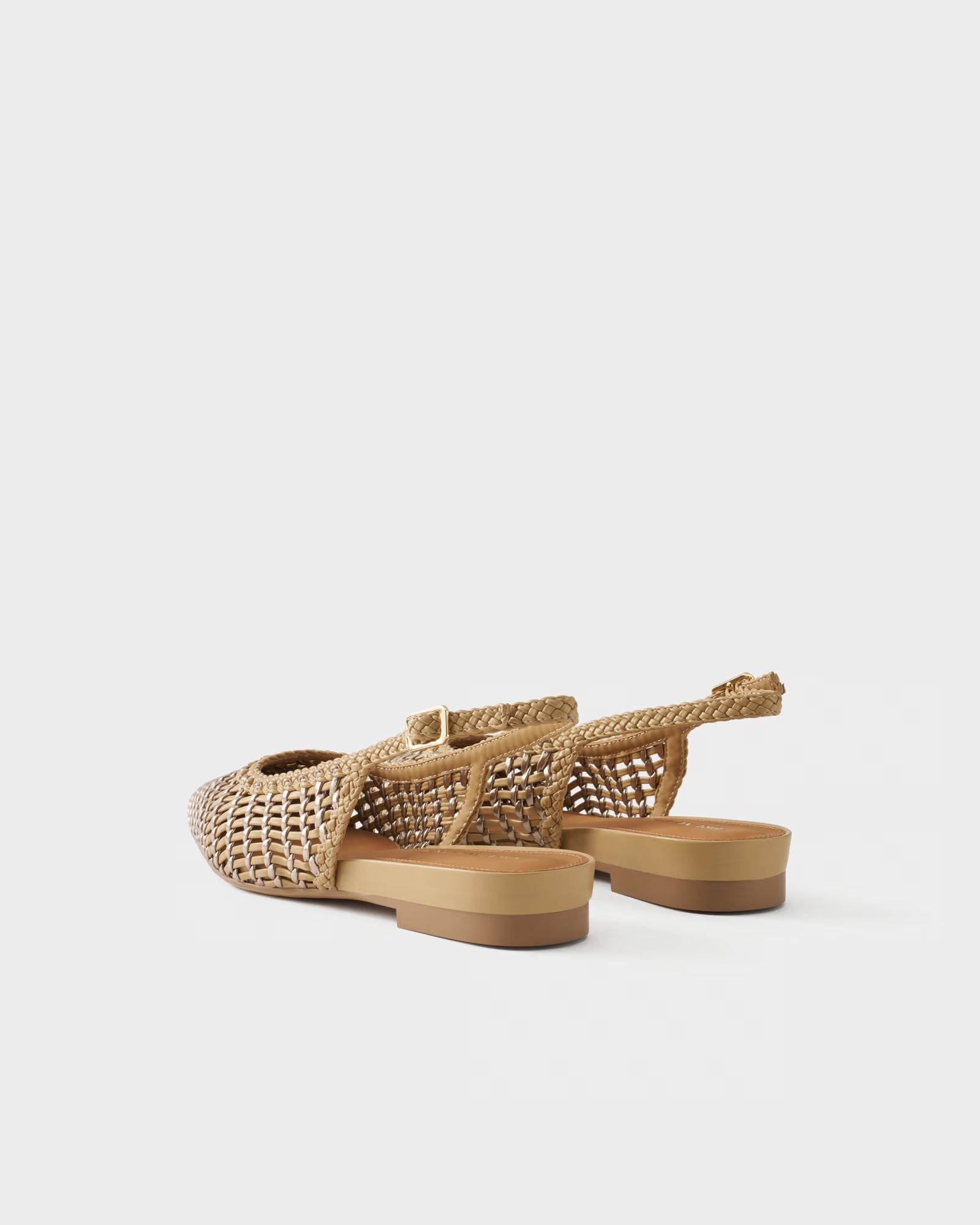 Pointed-toe slingback ballerina with laminated woven upper