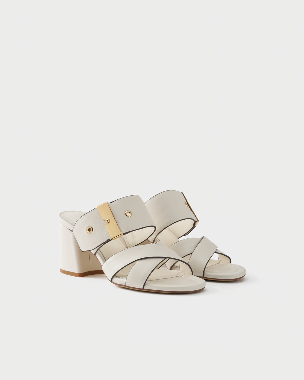 Heeled mule in leather