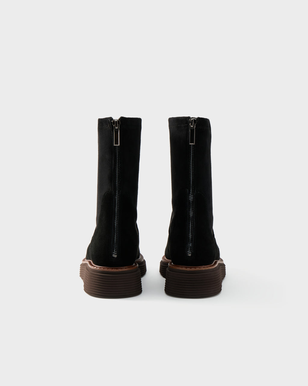 Stivaletto in camoscio con gambale stretch